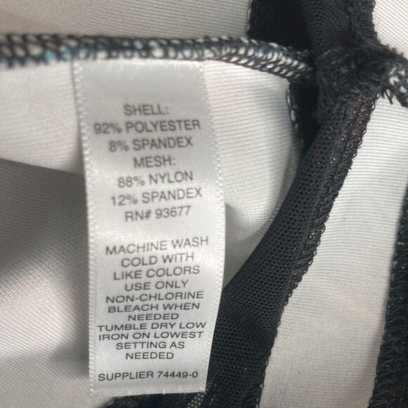 Boutique 1x Floral Skirt With Mesh Stripes On Bottom - Picture 5 of 11